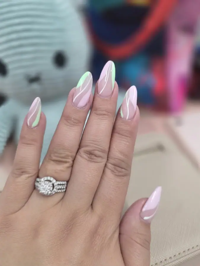 Pastel swirl almond nails
